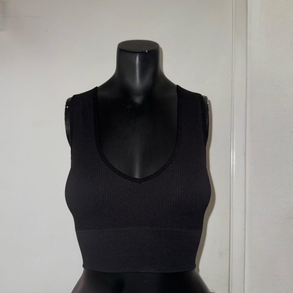 Aritzia Black Crop Top
